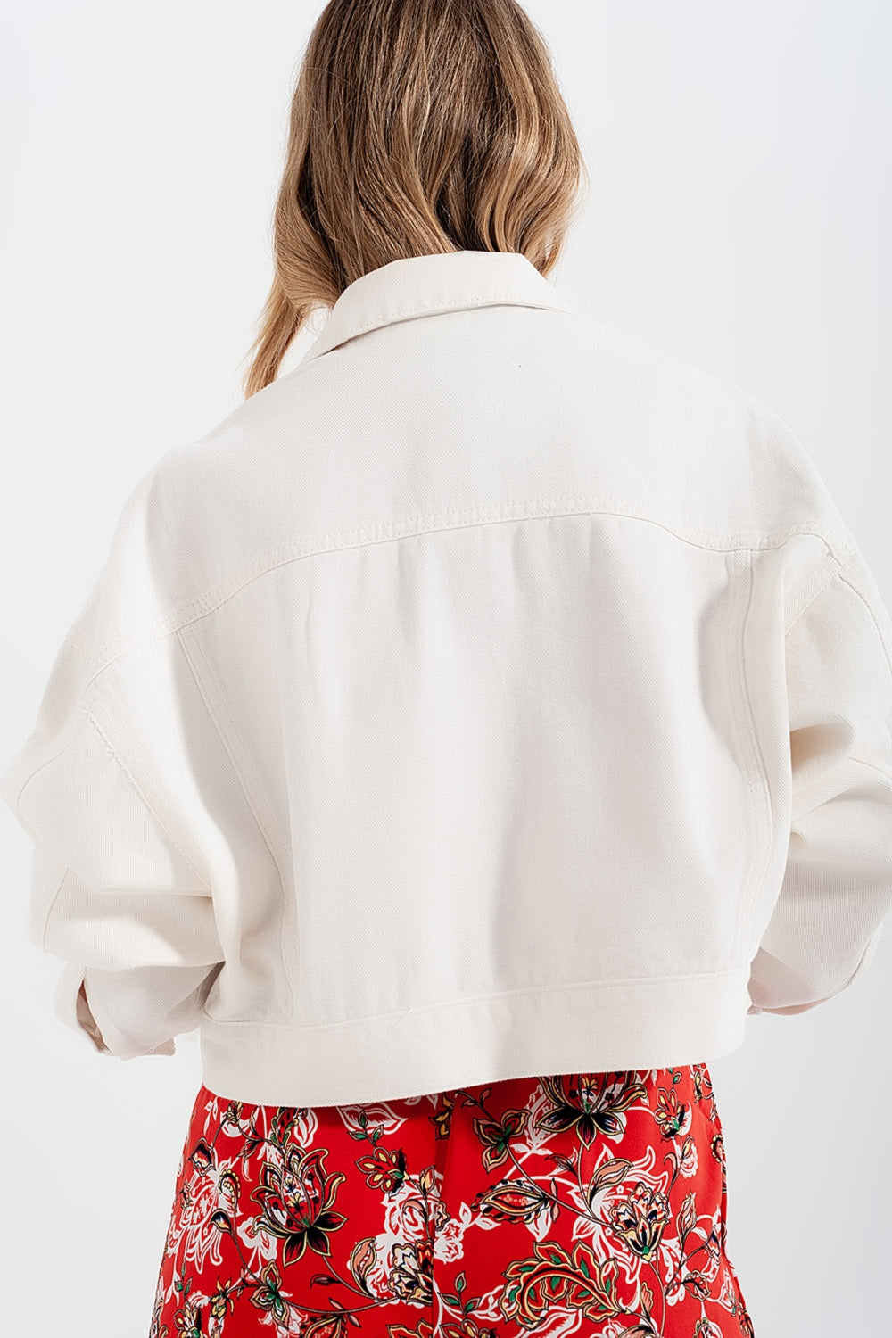 Chaqueta vaquera blanco con flecos de strass