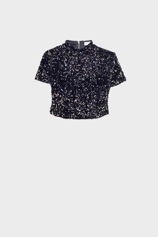 Q2 Cropped top negro con lentejuelas