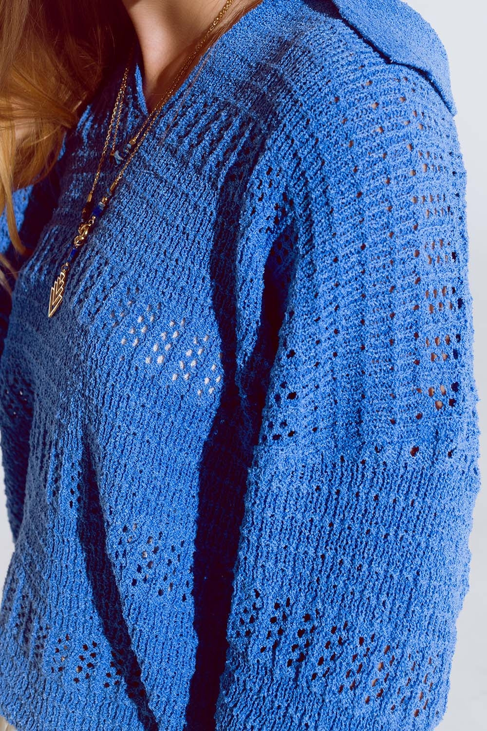 Jersey De Punto De Crochet Con Cuello En V Y Cuello Polo En Azul