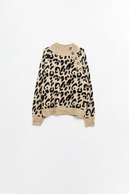 Jersey de punto de leopardo con botones laterales