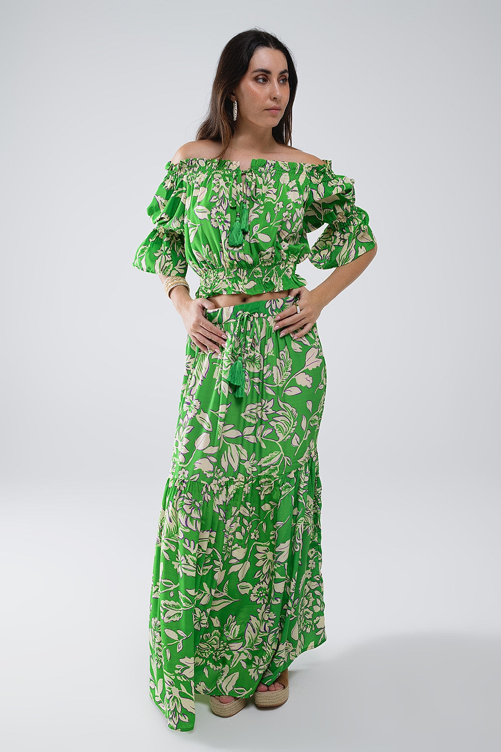 Maxifalda de tirantes con estampado floral verde