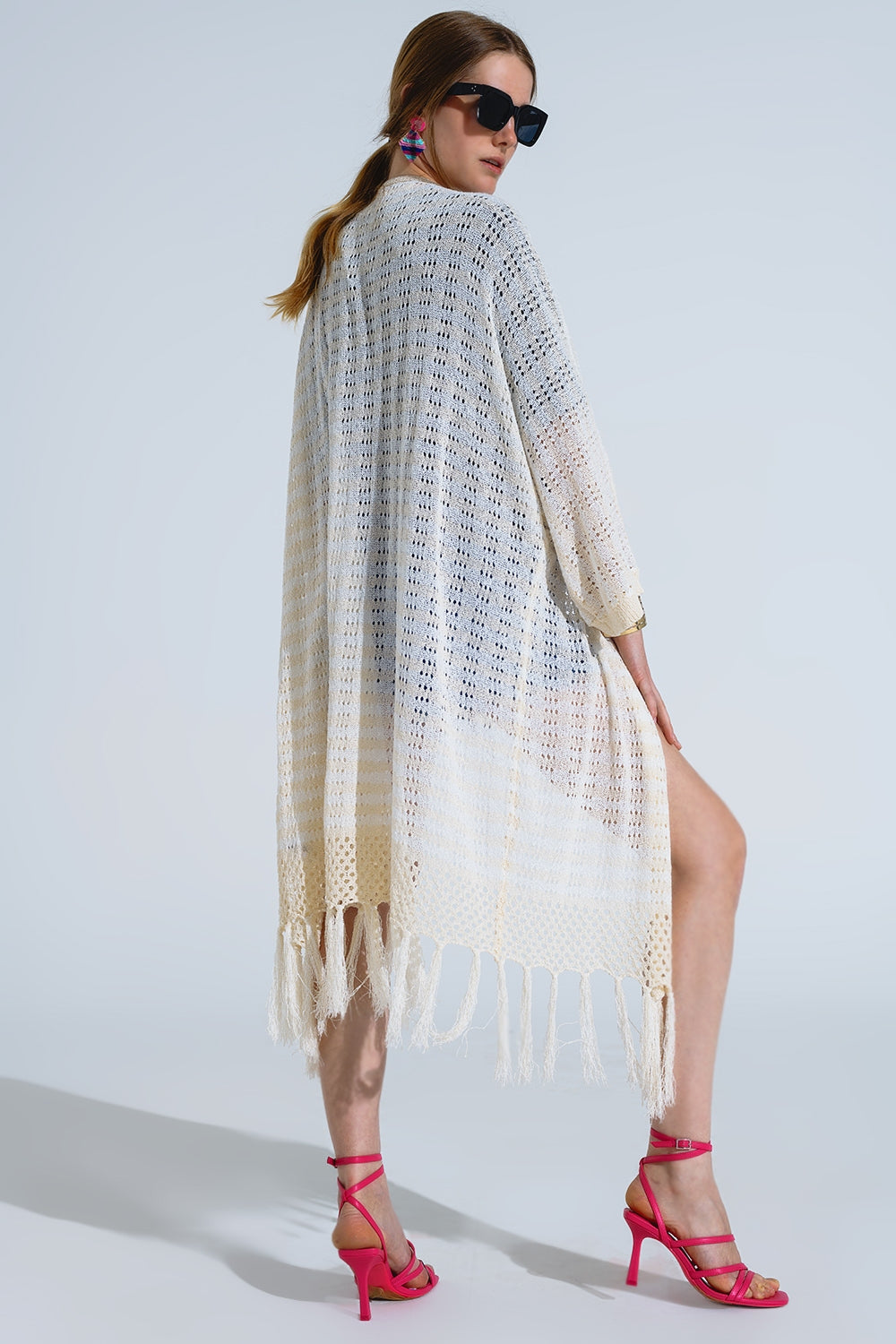 Q2 Poncho Crema Estilo Boho Con Punto Pointelle A Rayas Y Detalles De Flecos